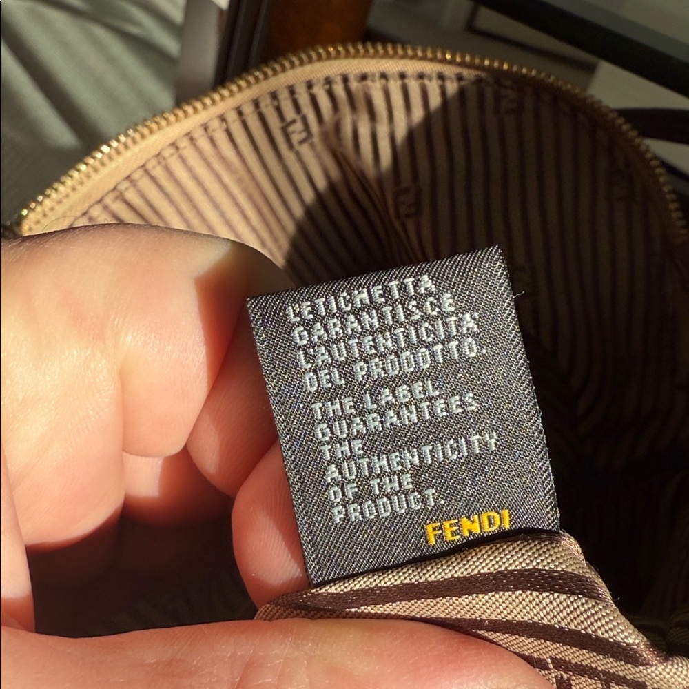 Fendi - Picture 11 of 11